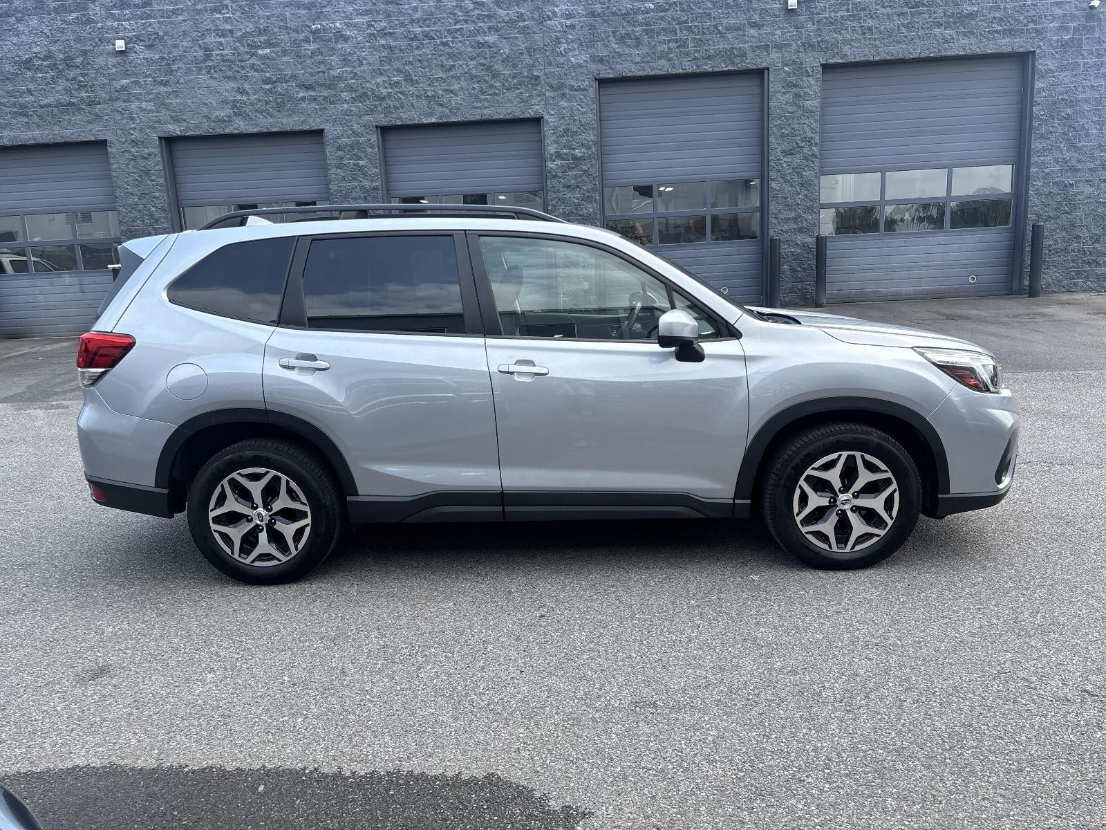 2021 Subaru Forester Premium CVT