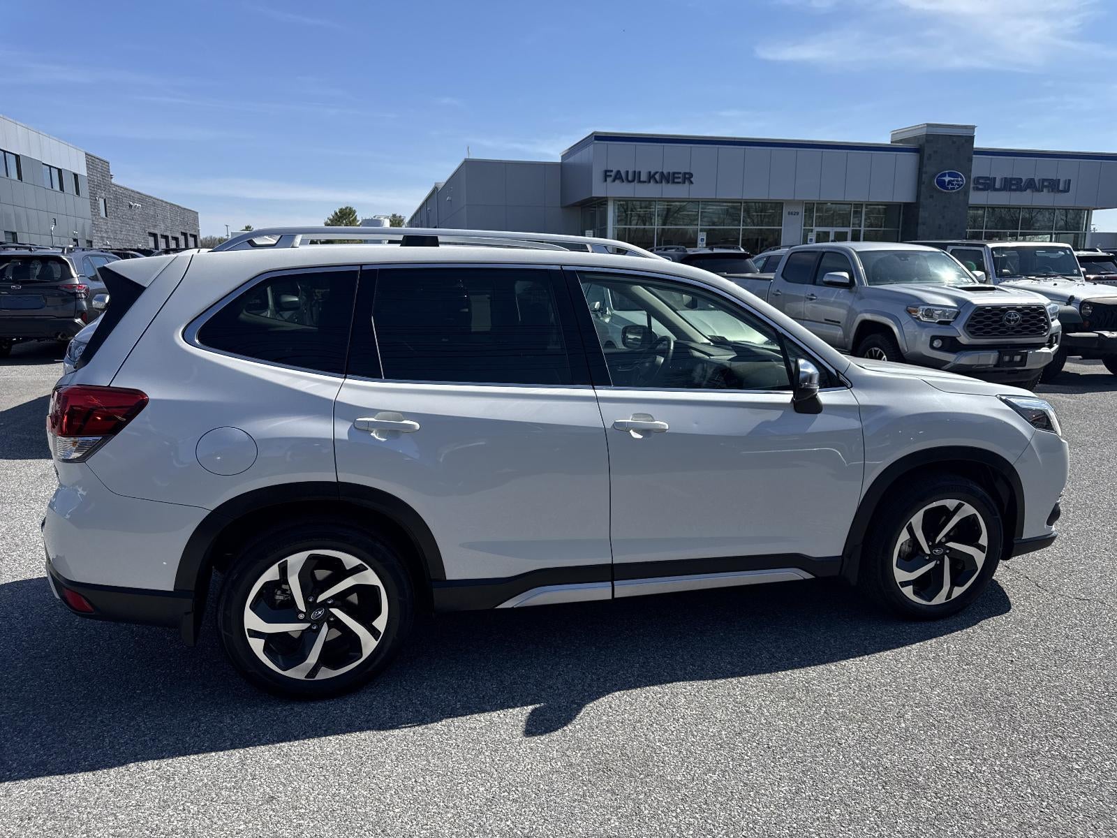 2022 Subaru Forester Touring CVT