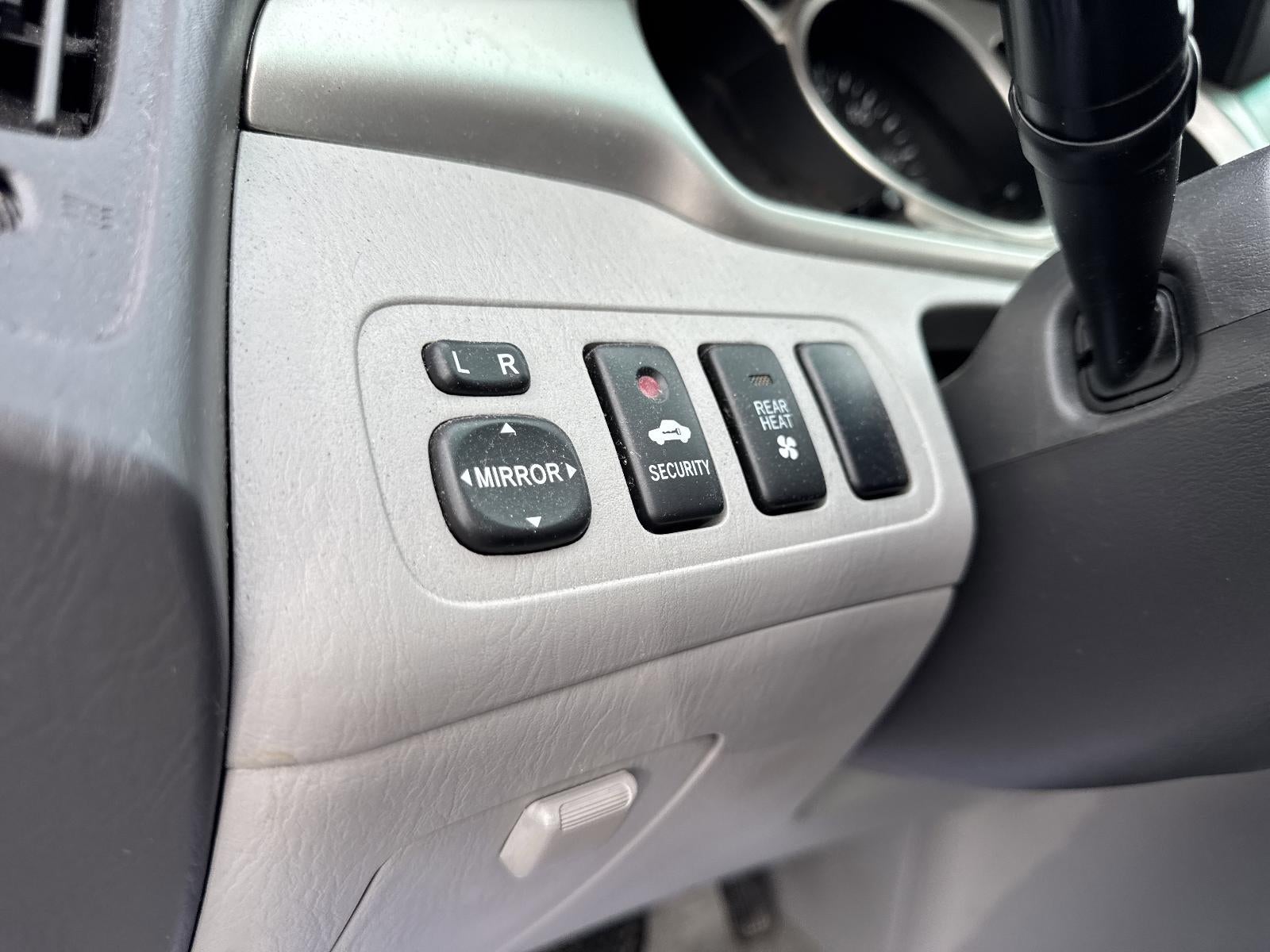 2004 Toyota Highlander V6