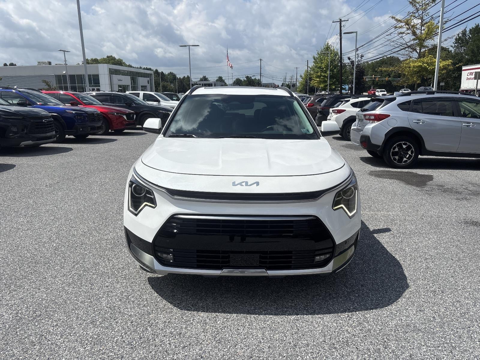 2025 Kia Niro SX FWD
