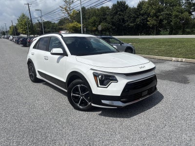 2025 Kia Niro SX FWD