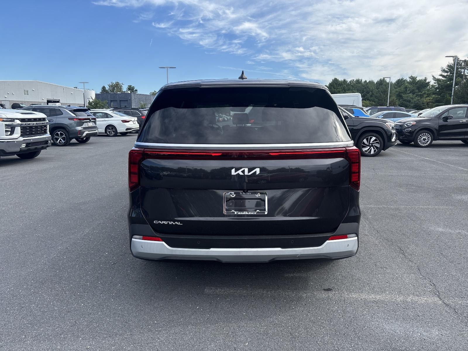 2025 Kia Carnival LXS FWD