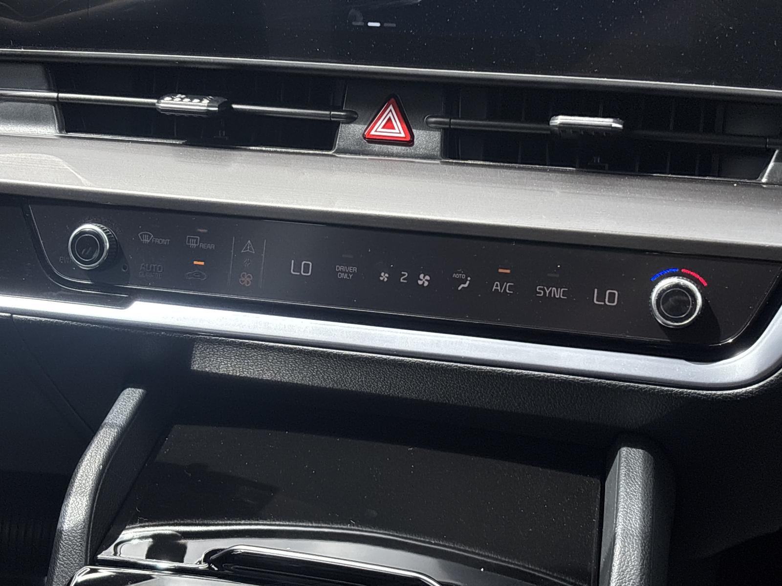 2025 Kia Sportage Hybrid EX AWD