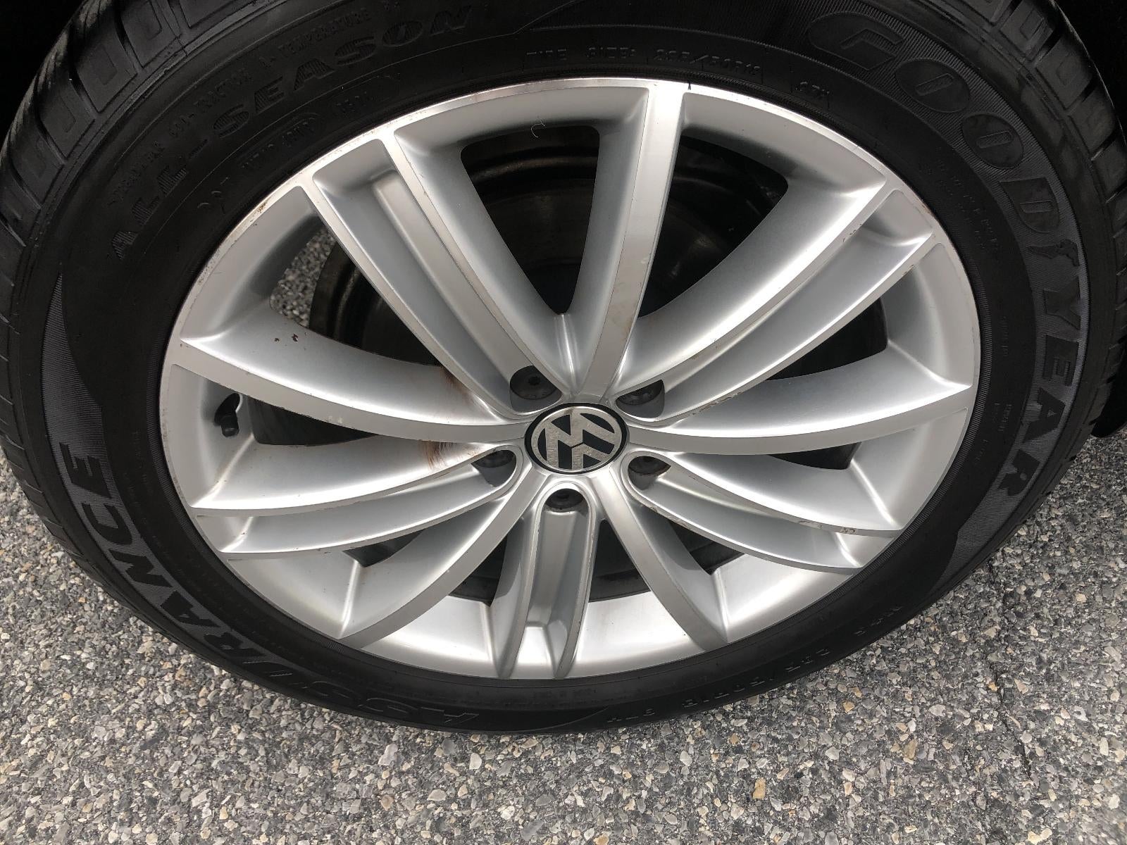 2016 Volkswagen Tiguan 4MOTION 4dr Auto SE
