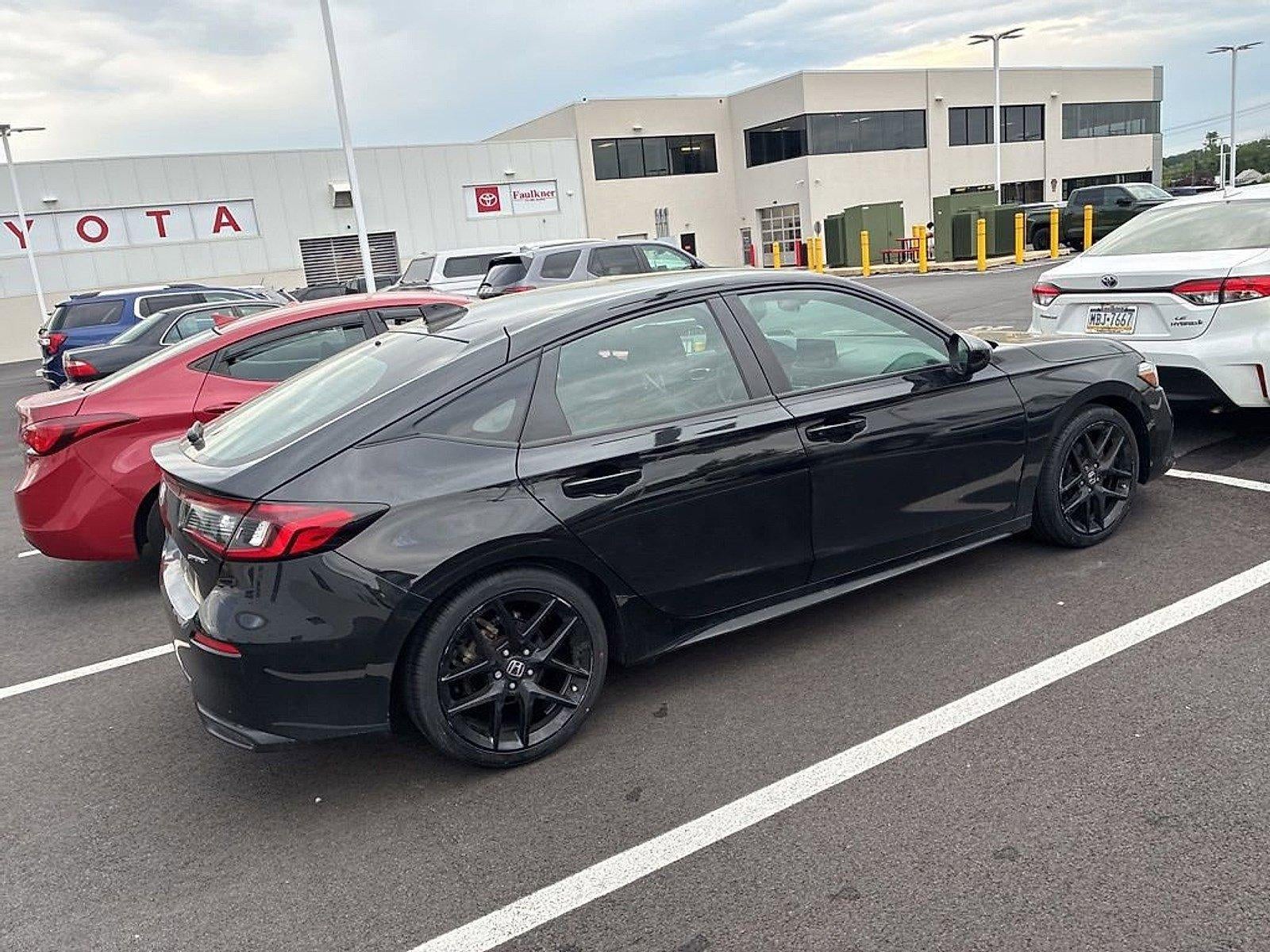 2024 Honda Civic Hatchback Sport CVT