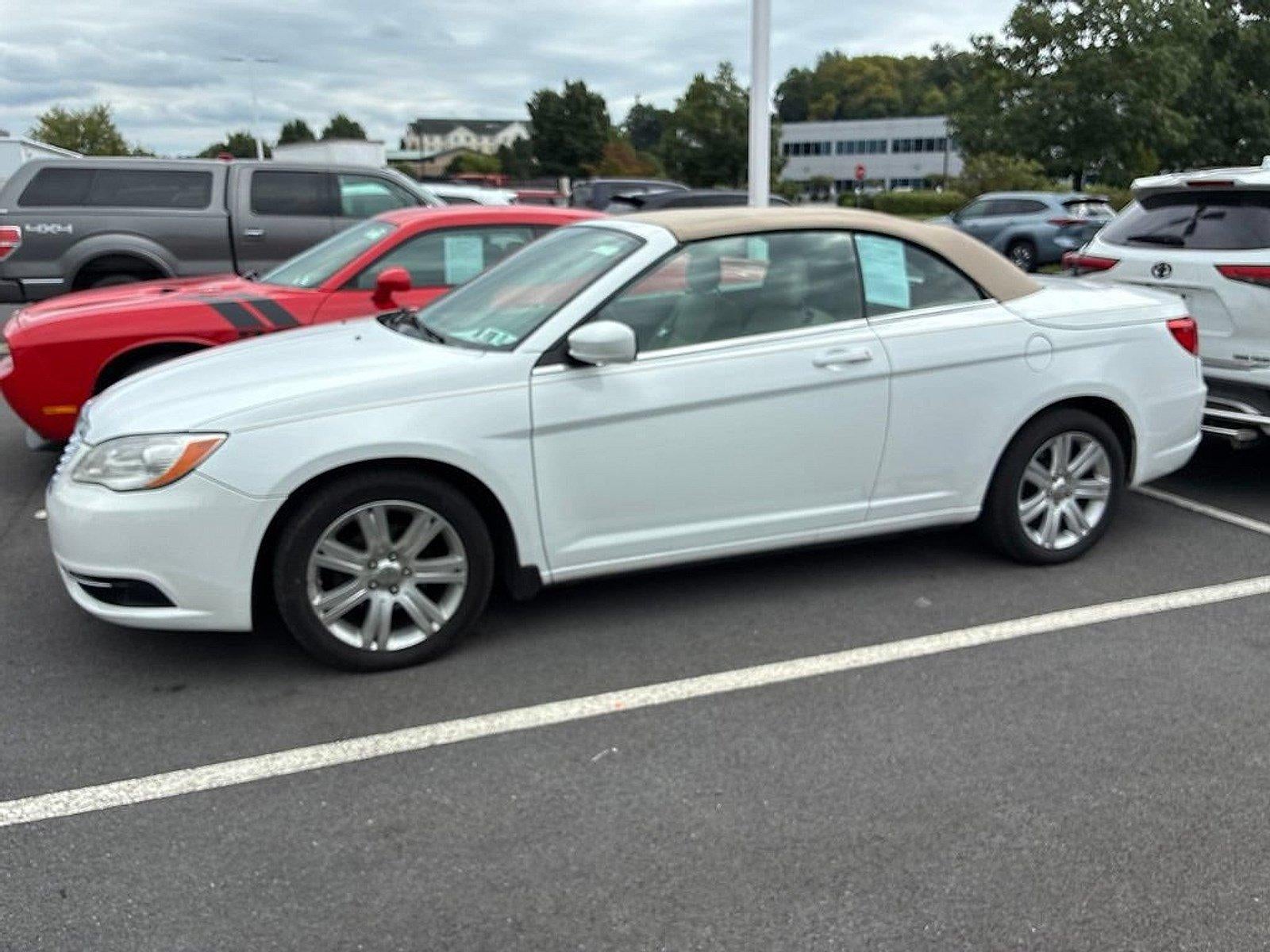 2014 Chrysler 200 2dr Conv Touring