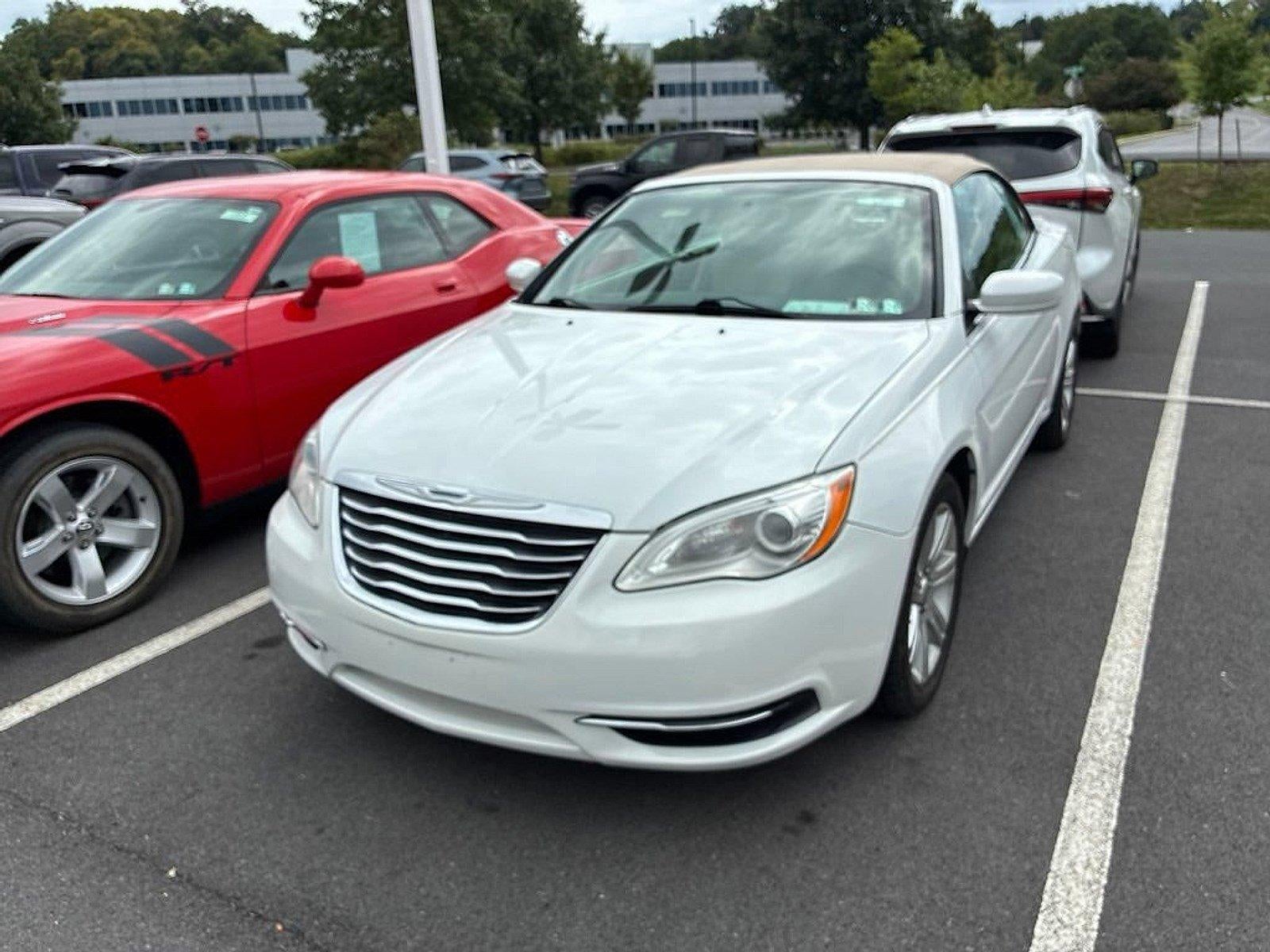 2014 Chrysler 200 2dr Conv Touring