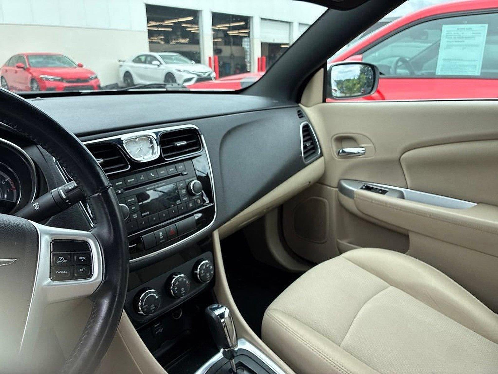 2014 Chrysler 200 2dr Conv Touring
