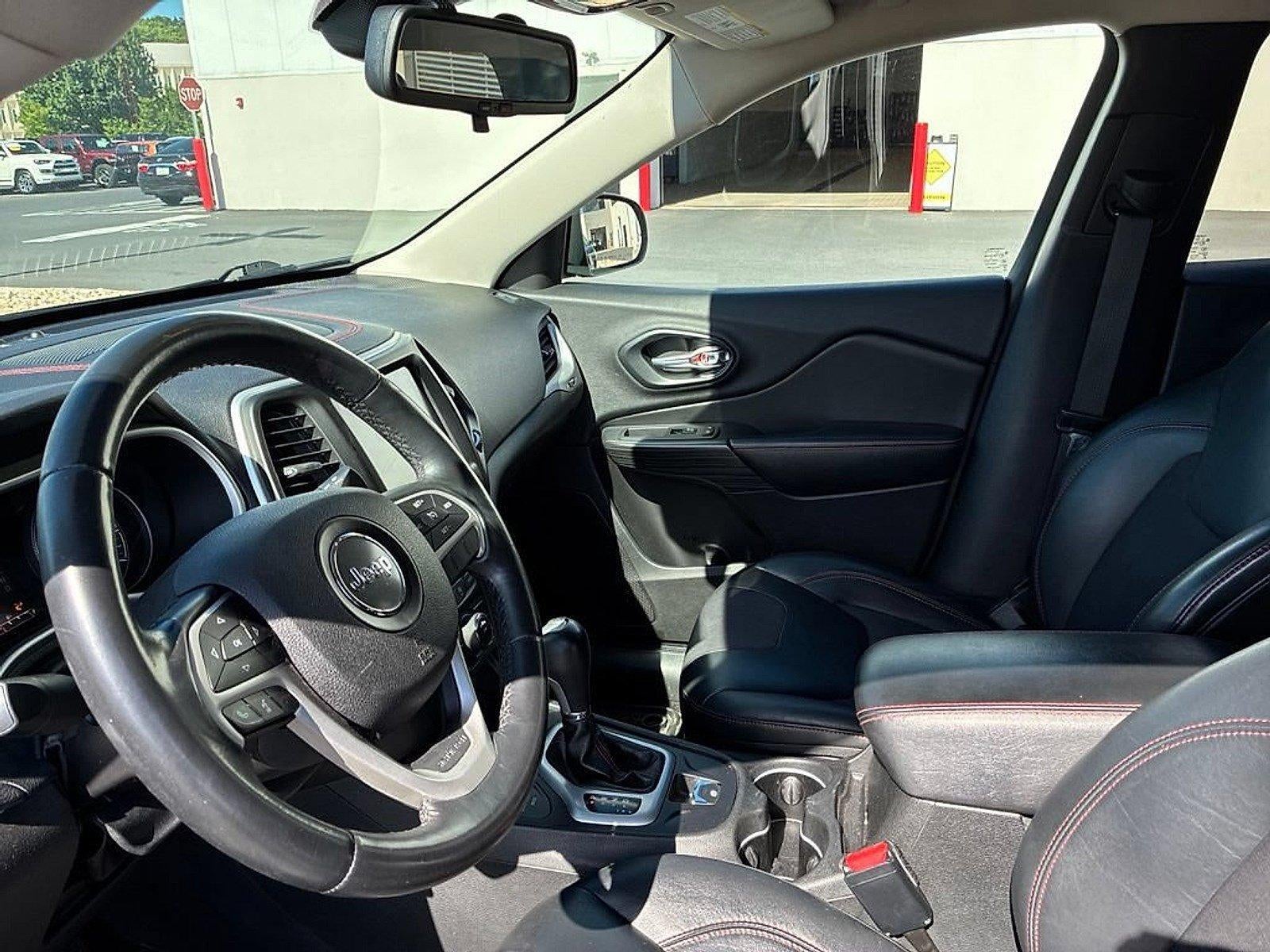 2015 Jeep Cherokee 4WD 4dr Trailhawk