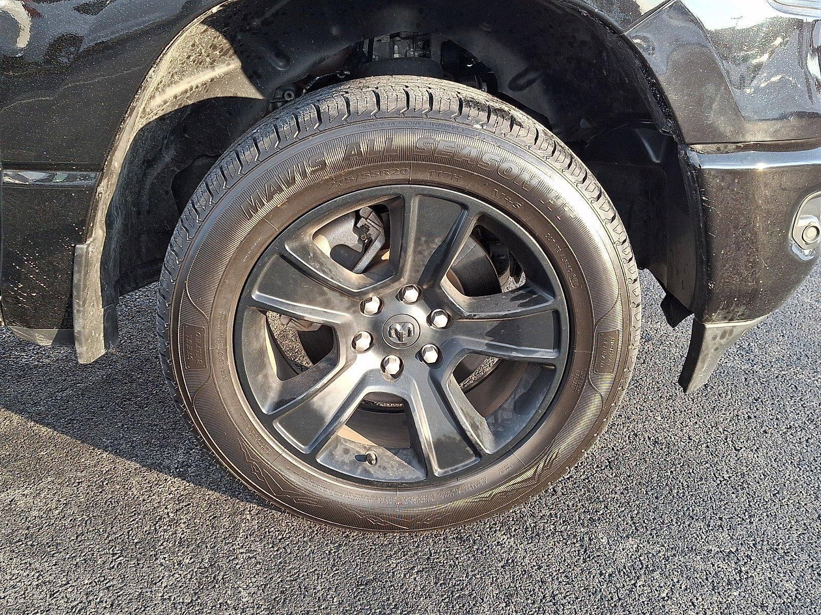 2022 RAM 1500 Big Horn 4x4 Crew Cab 5'7" Box