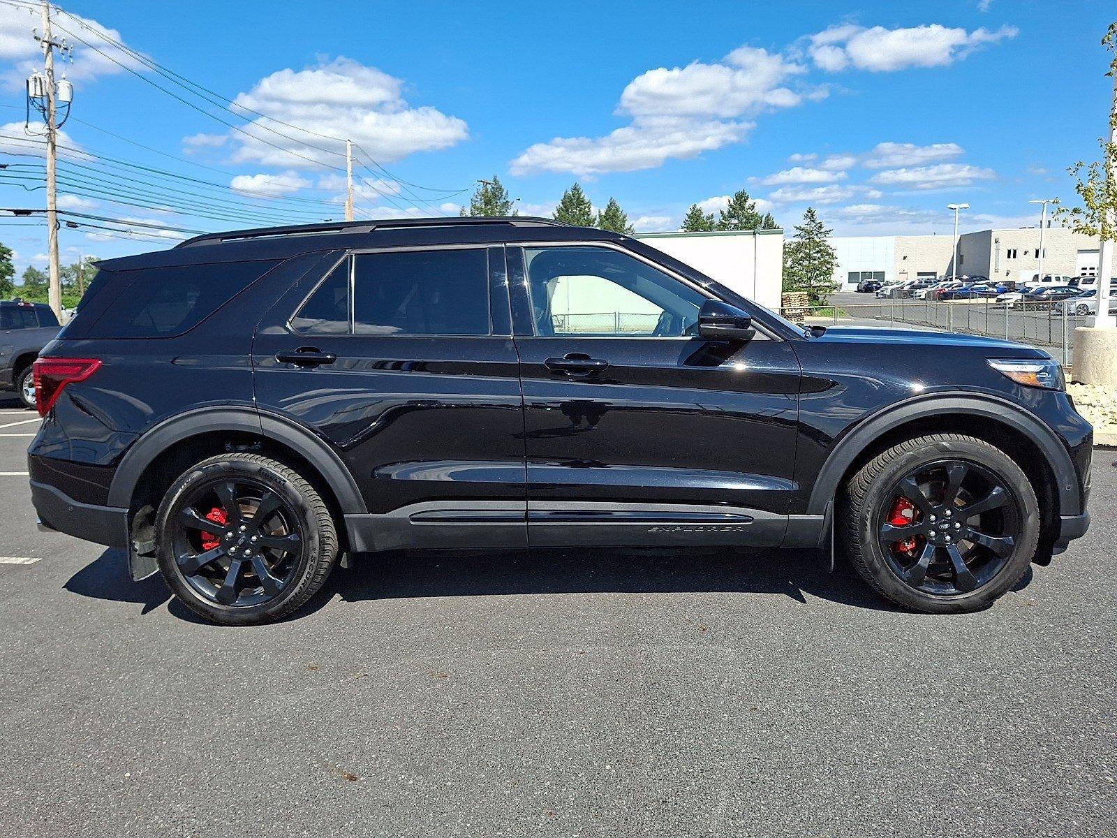 2022 Ford Explorer ST 4WD