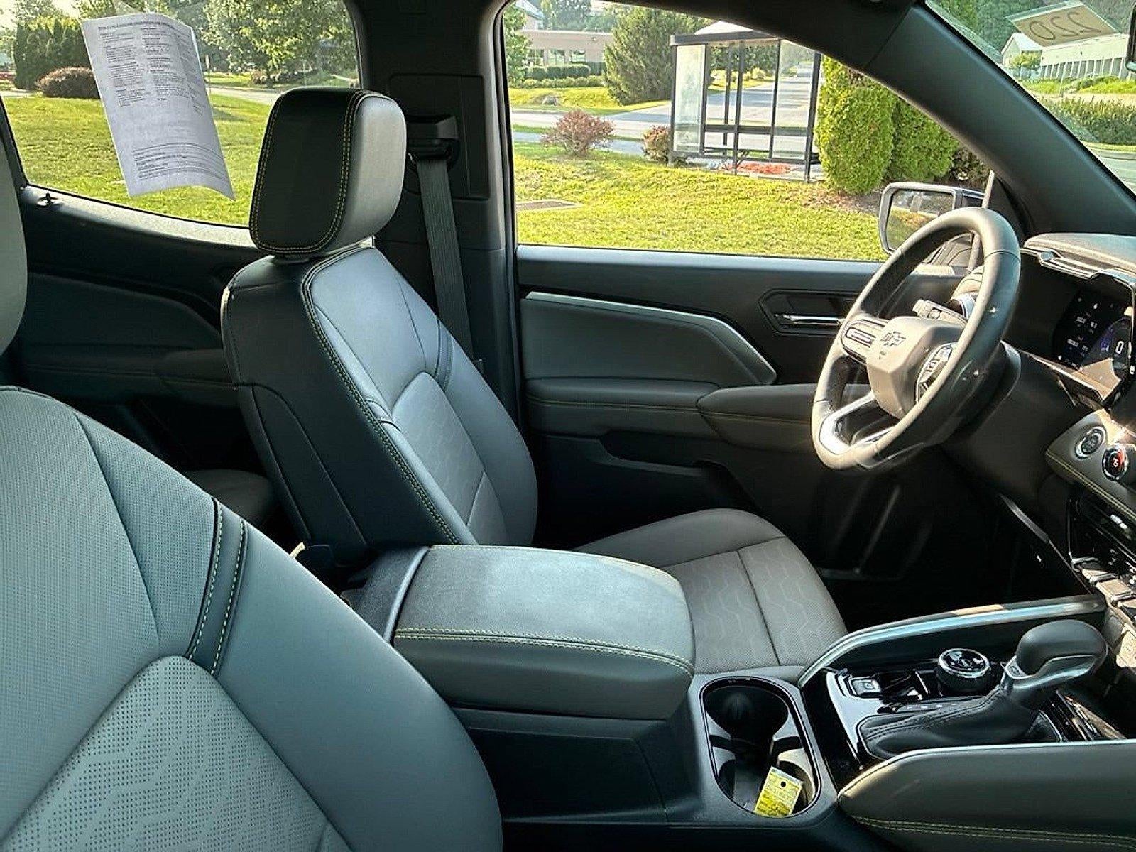2025 Chevrolet Colorado Crew Cab Short Box 4-Wheel Drive ZR2