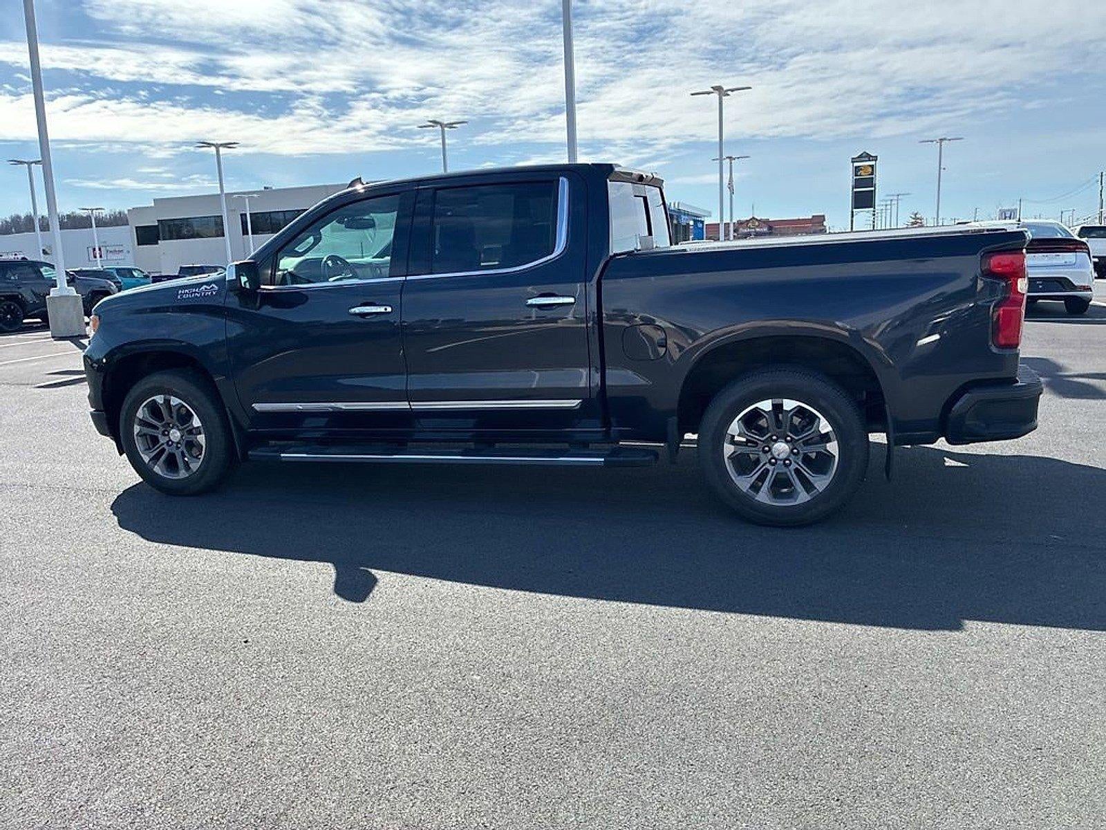2023 Chevrolet Silverado 1500 Crew Cab Short Box 4-Wheel Drive High Country