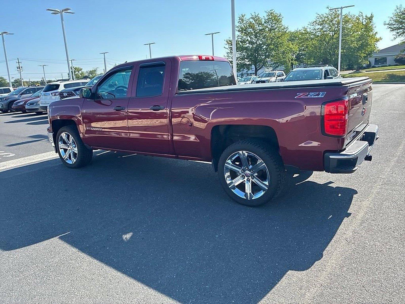 2014 Chevrolet Silverado 1500 Double Cab Standard Box 4-Wheel Drive LT w/2LT