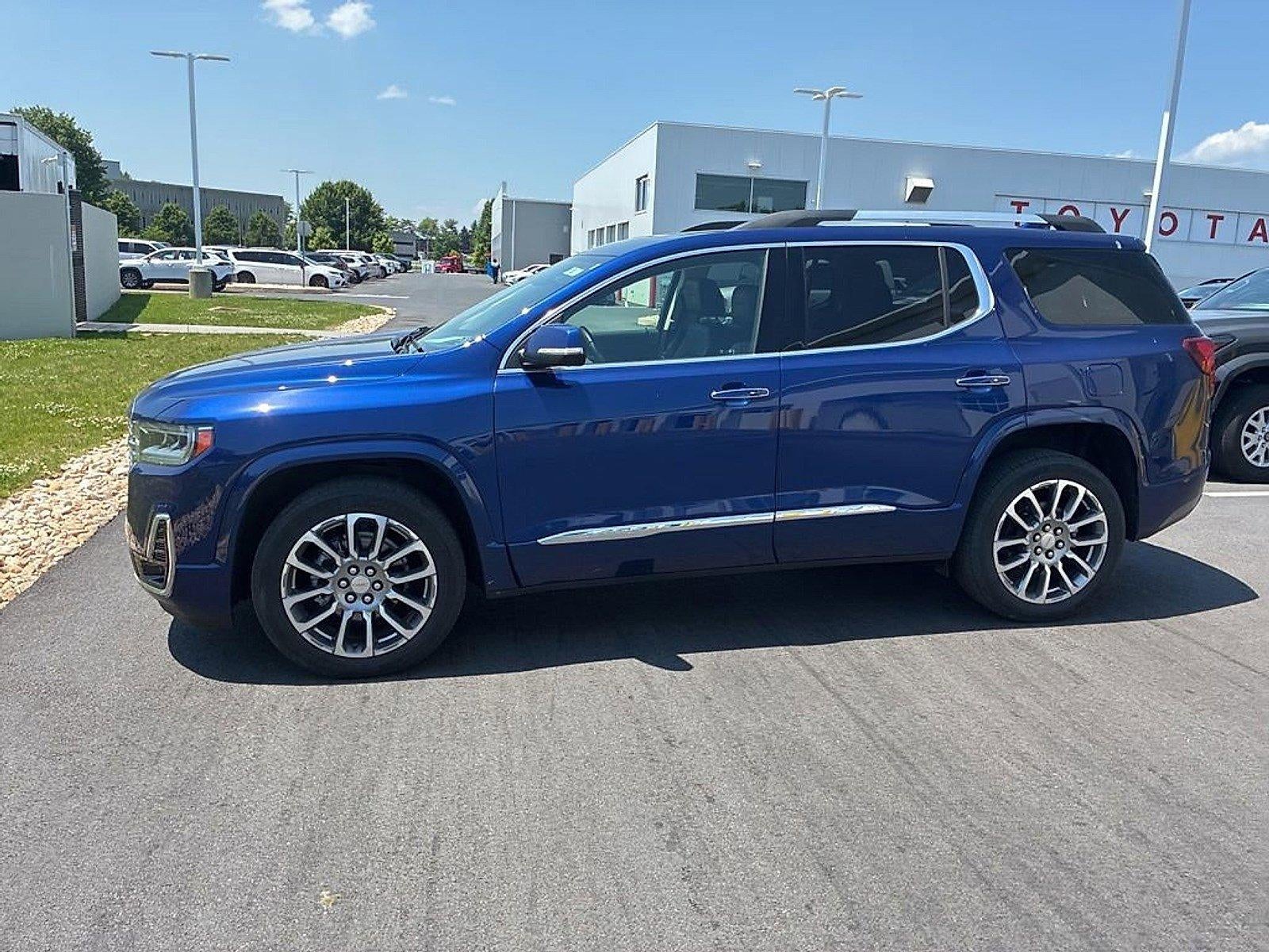 2023 GMC Acadia AWD Denali