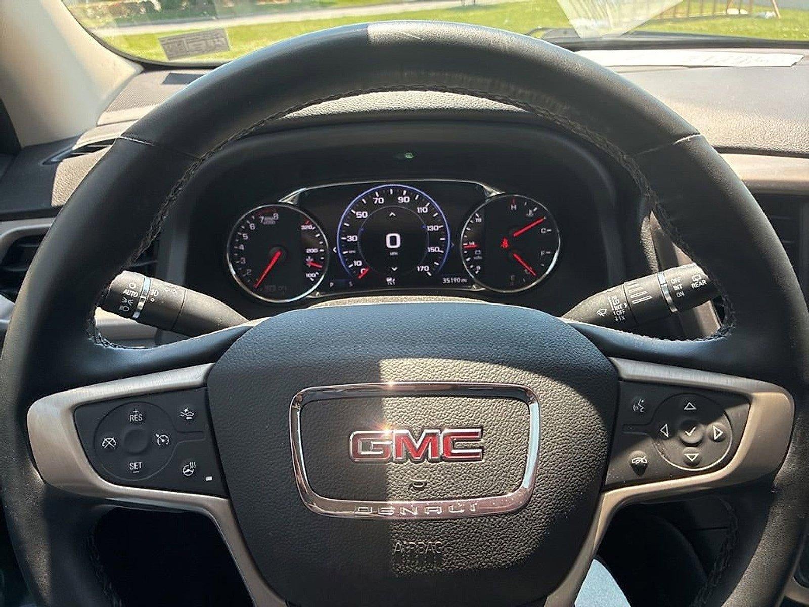 2023 GMC Acadia AWD Denali
