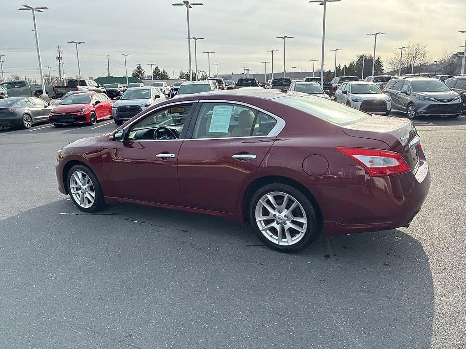 2010 Nissan Maxima 4dr Sdn V6 CVT 3.5 SV