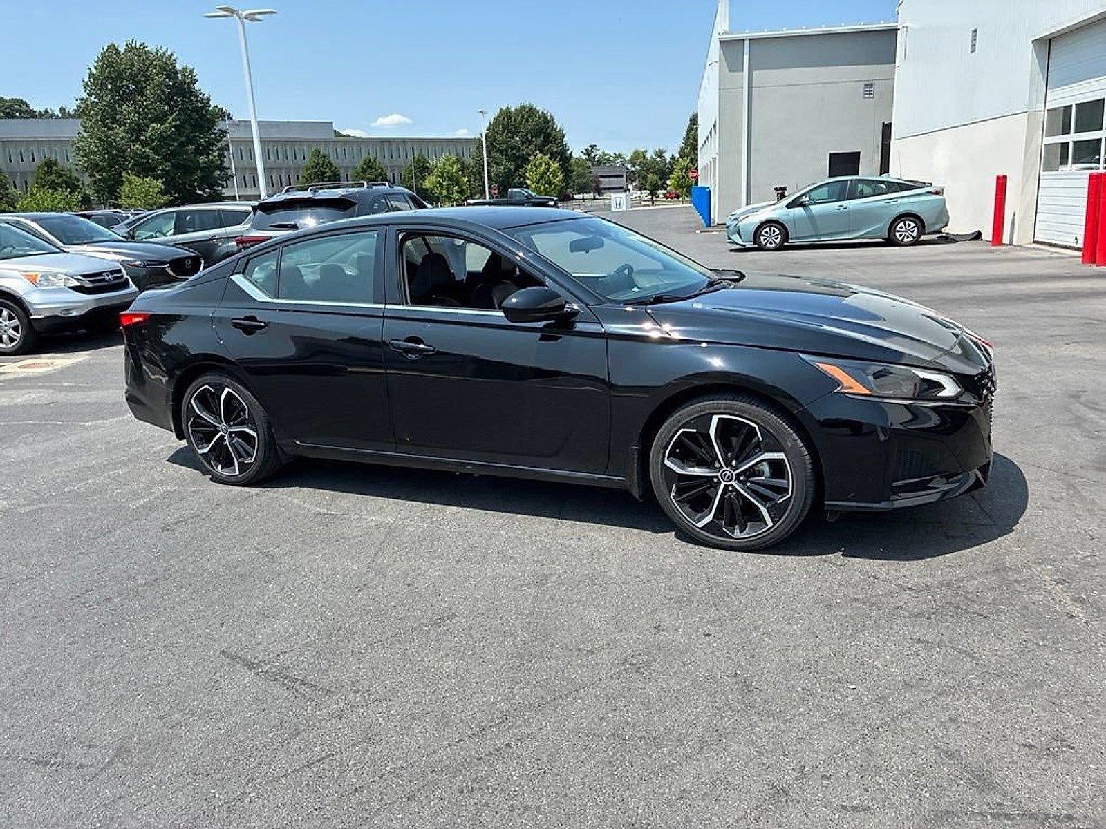 2023 Nissan Altima 2.5 SR Sedan
