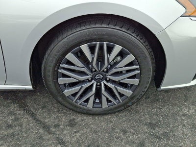 2023 Nissan Altima 2.5 SV Sedan