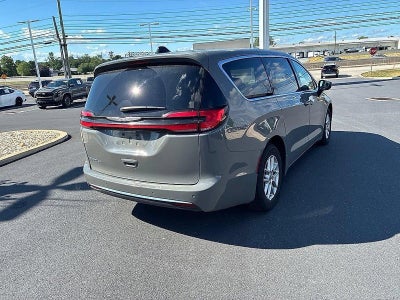 2023 Chrysler Pacifica Touring L FWD