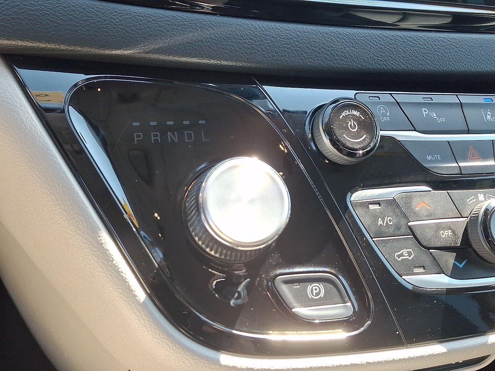 2024 Chrysler Pacifica Touring L FWD
