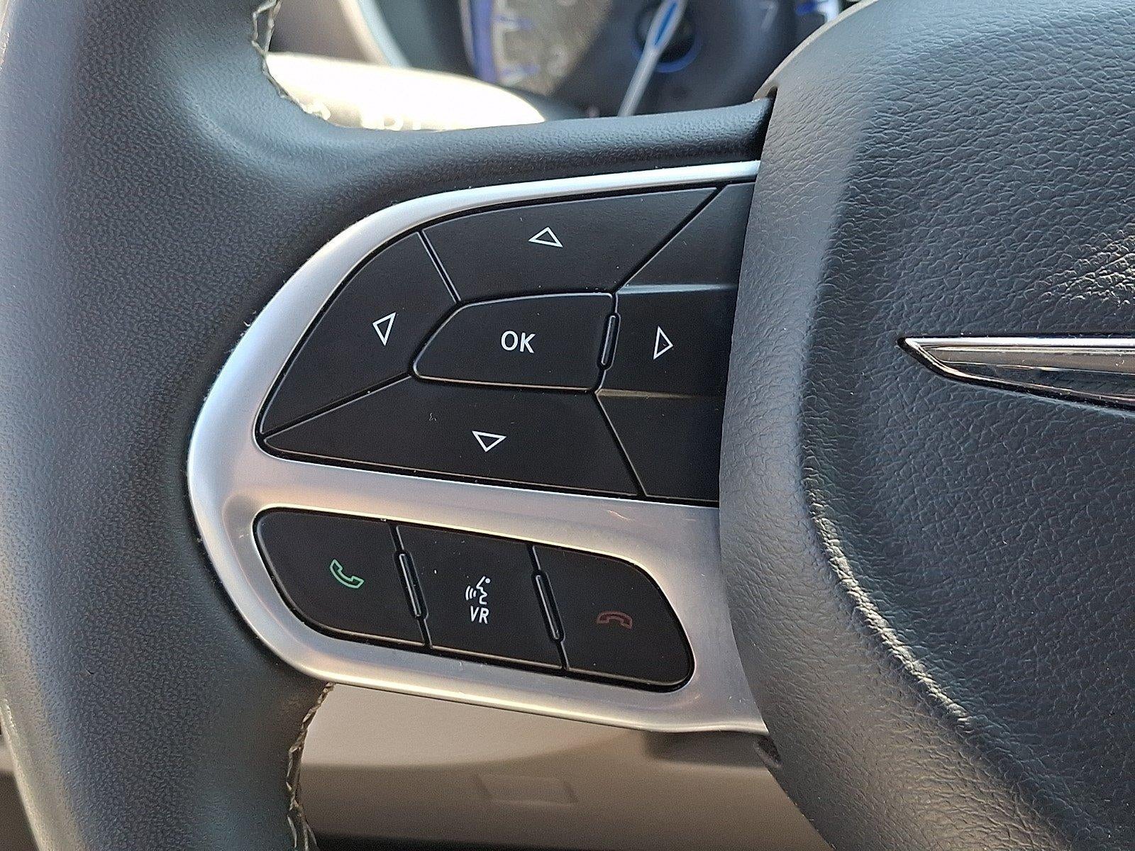 2024 Chrysler Pacifica Touring L FWD