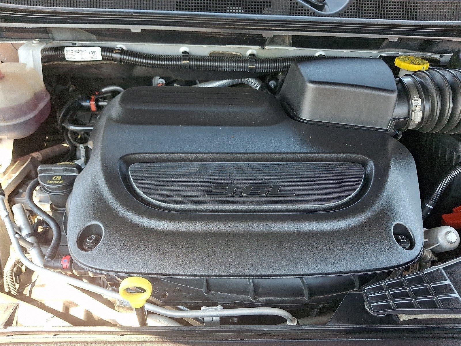 2024 Chrysler Pacifica Touring L FWD