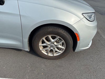 2024 Chrysler Pacifica Touring L FWD