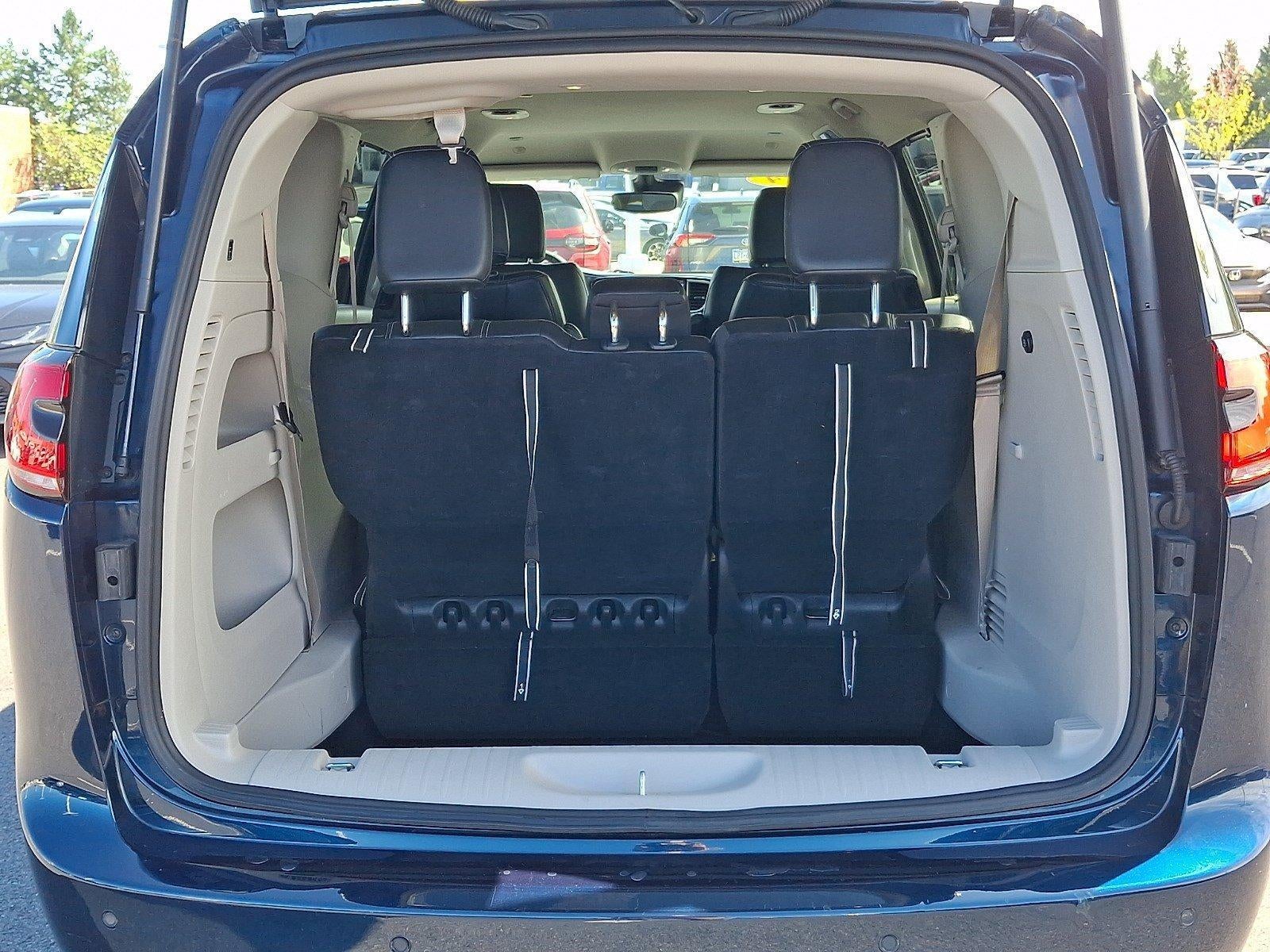 2024 Chrysler Pacifica Touring L FWD