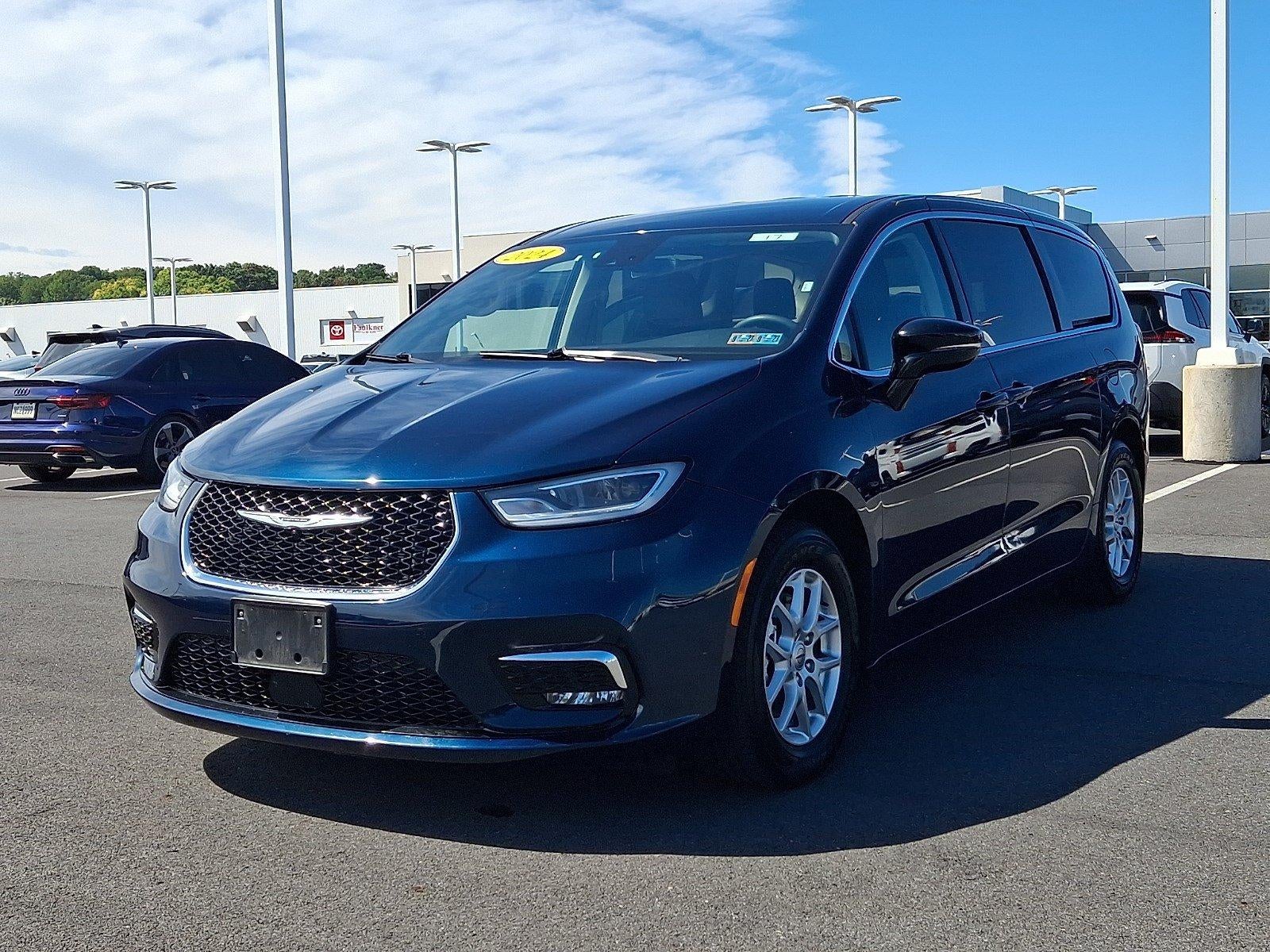 2024 Chrysler Pacifica Touring L FWD