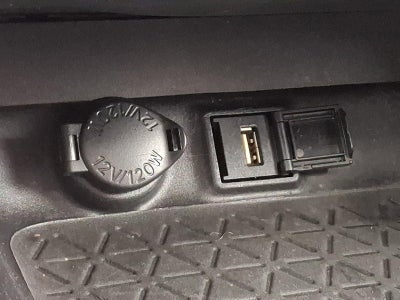 2022 Toyota RAV4 XLE Premium AWD (Natl)