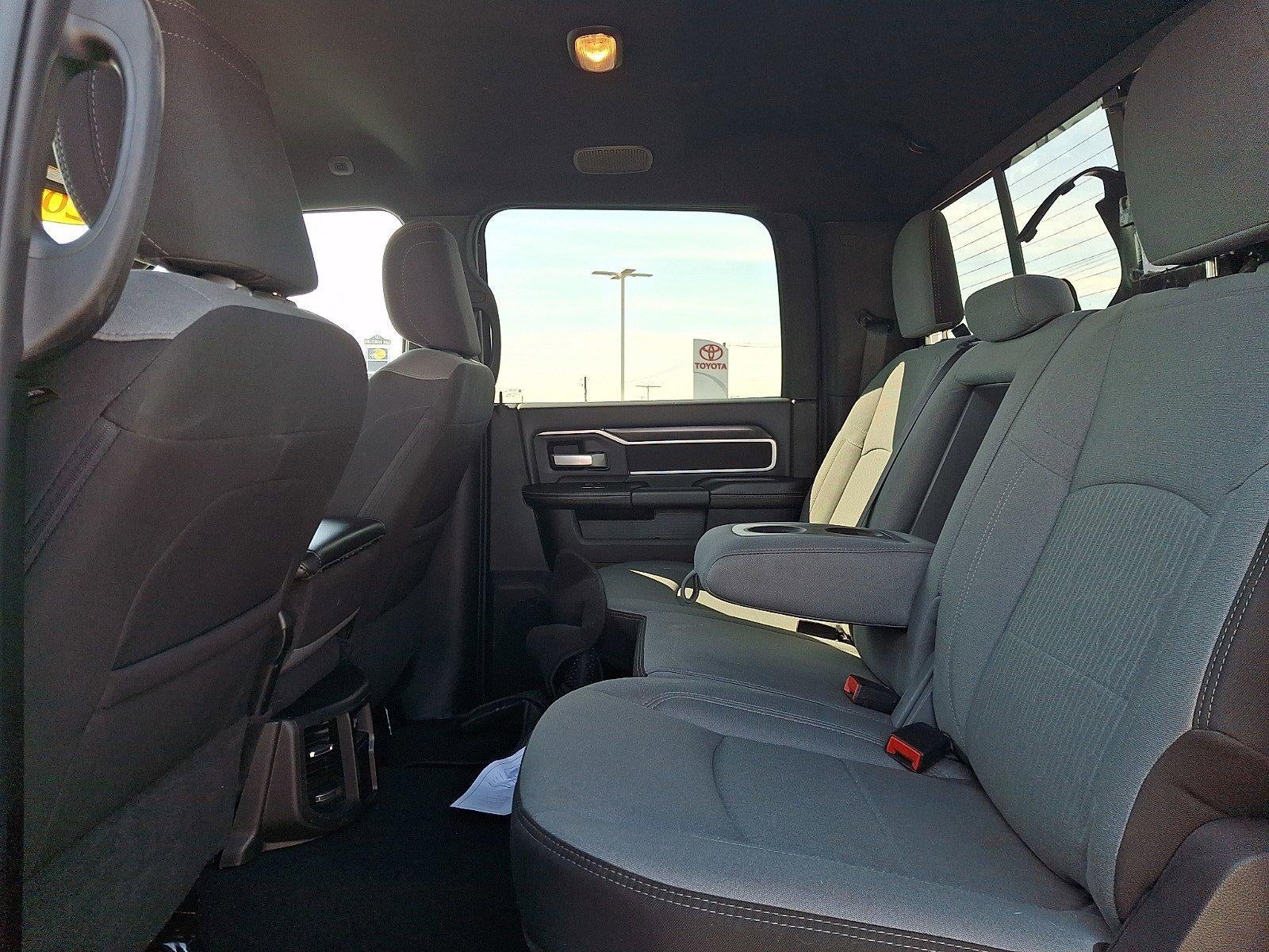 2024 RAM 2500 Big Horn 4x4 Crew Cab 6'4" Box