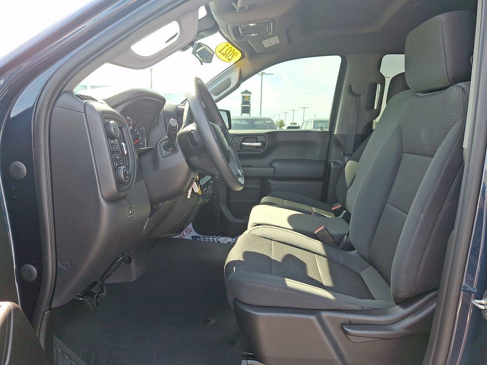 2021 Chevrolet Silverado 1500 Crew Cab Short Box 4-Wheel Drive Custom