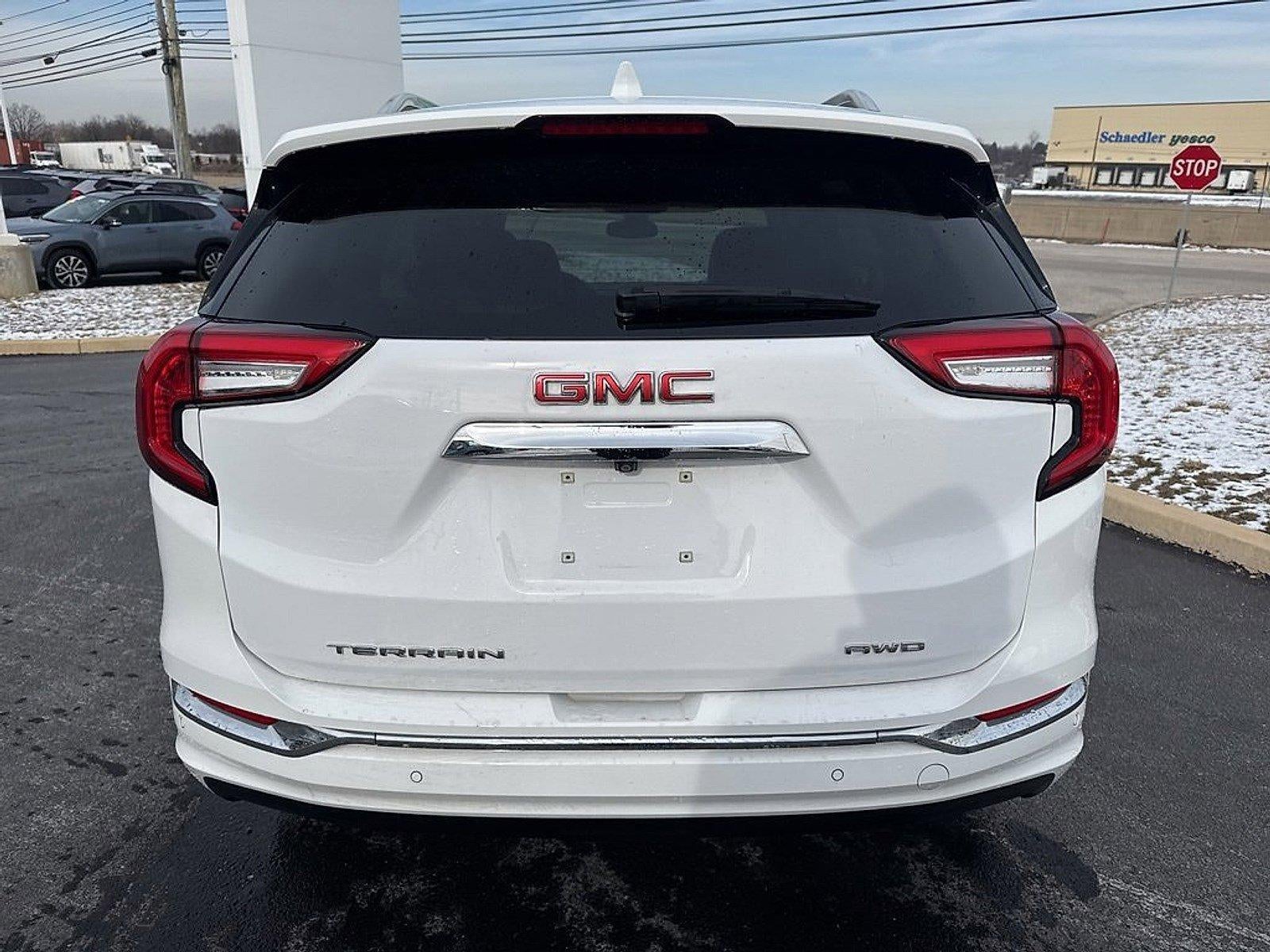2023 GMC Terrain AWD 4dr Denali