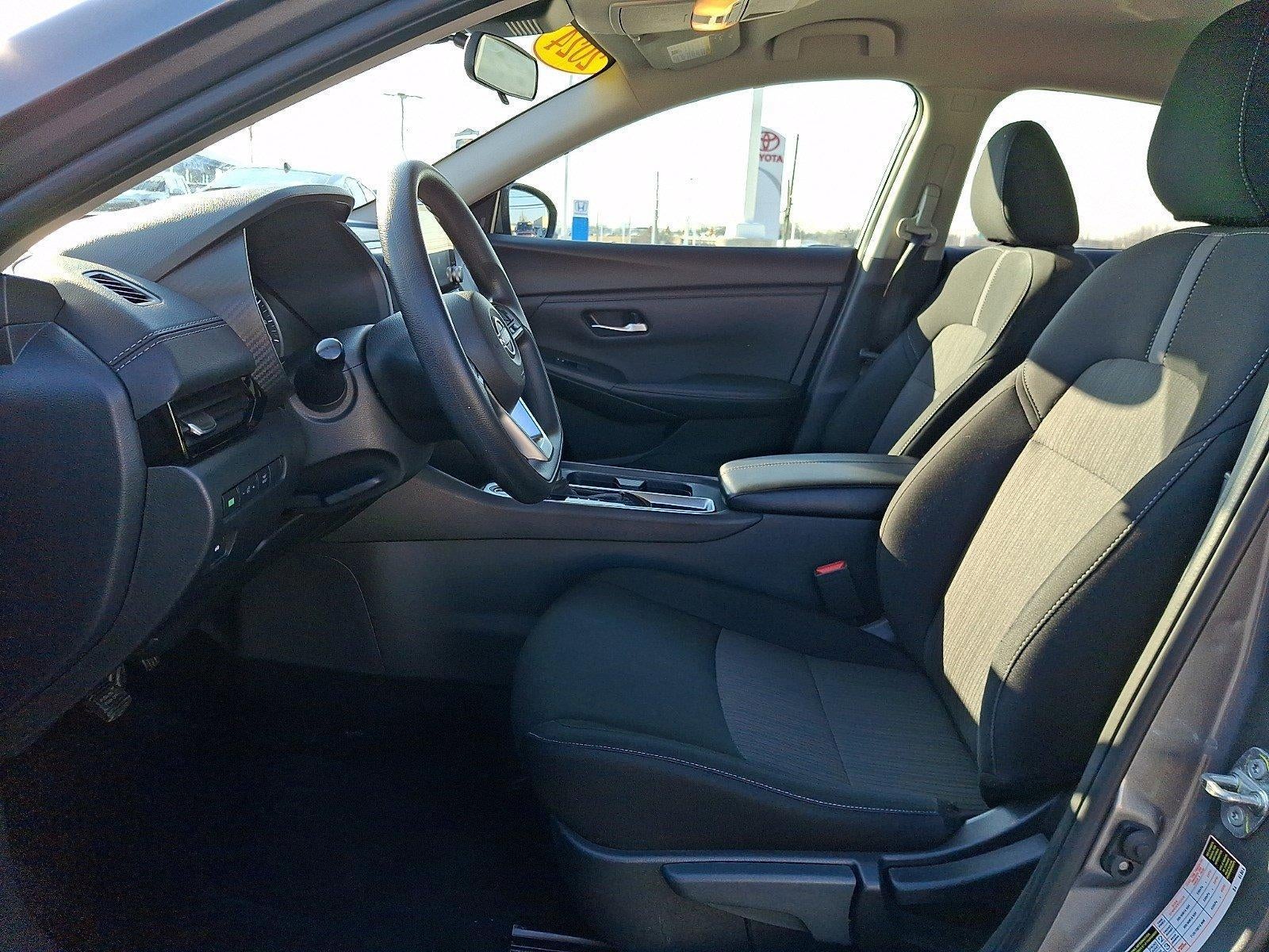 2024 Nissan Sentra SV CVT