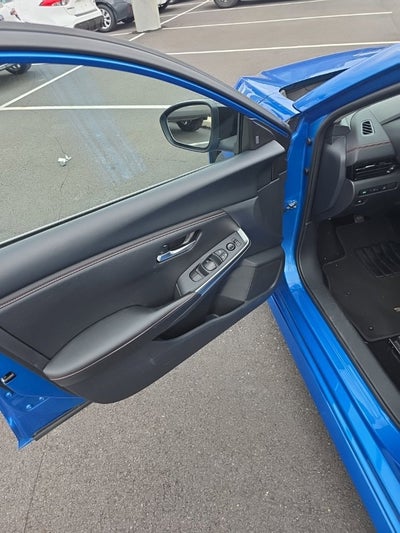 2025 Nissan Sentra SR CERTIFIED