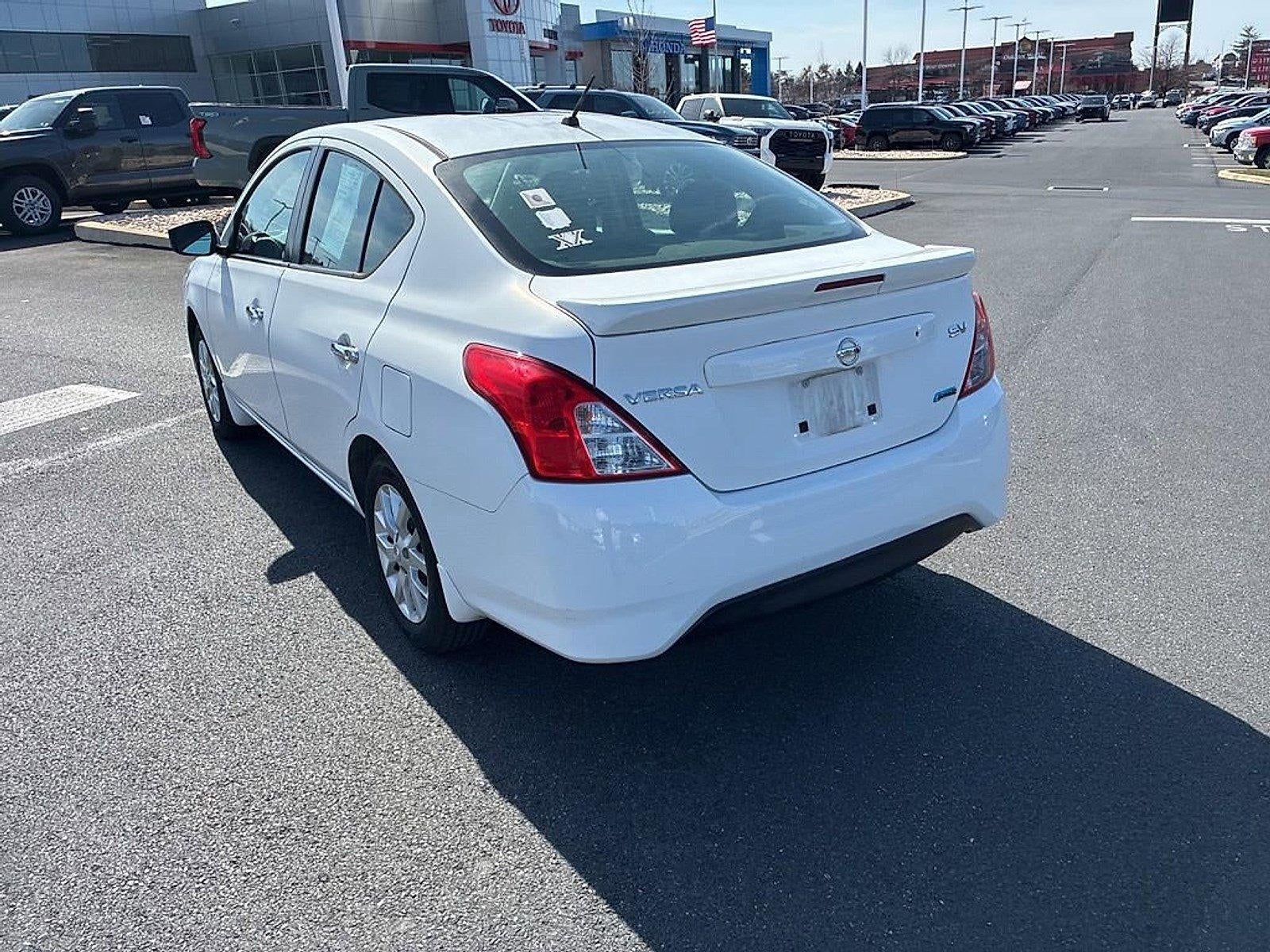 2016 Nissan Versa 4dr Sdn CVT 1.6 SV