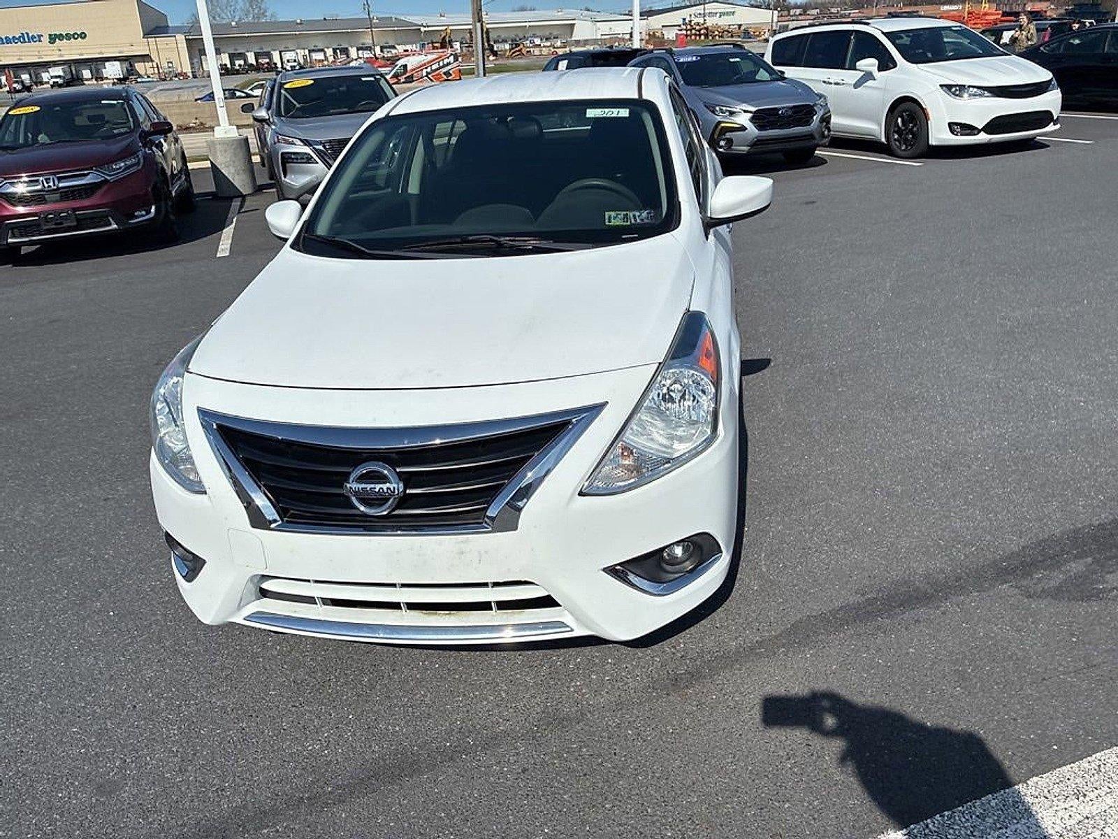2016 Nissan Versa 4dr Sdn CVT 1.6 SV