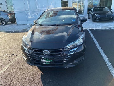 2023 Nissan Versa SV CVT