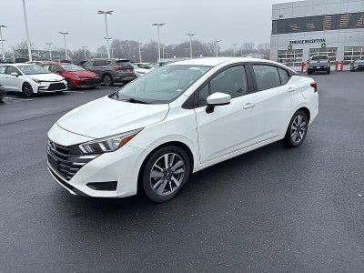 2023 Nissan Versa SV CVT