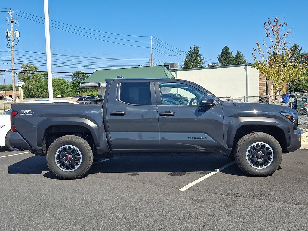 2025 Toyota Tacoma TRD Off-Road