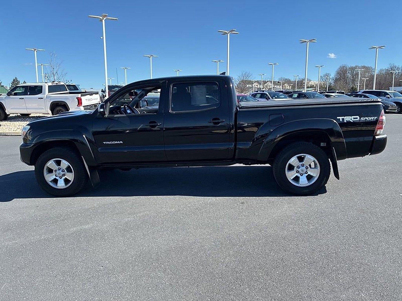 2015 Toyota Tacoma 4WD Double Cab Long Bed V6 Automatic (Natl)