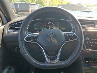 2024 Volkswagen Tiguan 2.0T SE R-Line Black