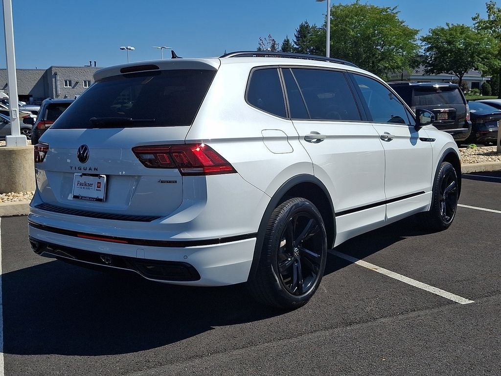 2024 Volkswagen Tiguan 2.0T SE R-Line Black