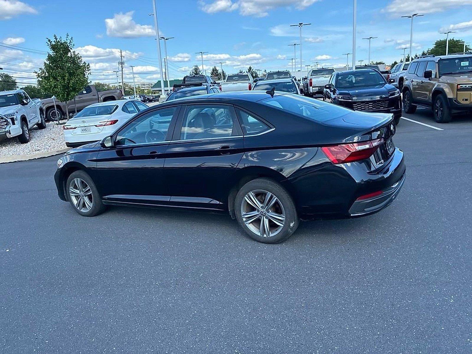 2024 Volkswagen Jetta SE Auto