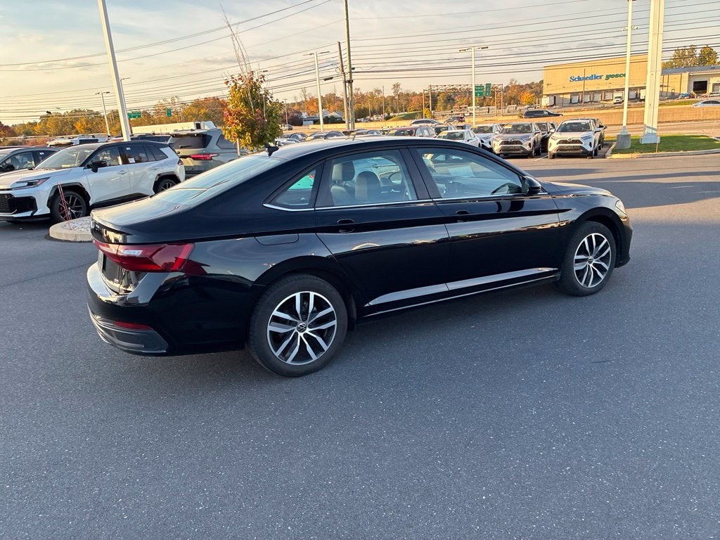 2025 Volkswagen Jetta 1.5T SE