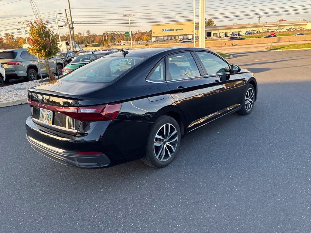 2025 Volkswagen Jetta 1.5T SE