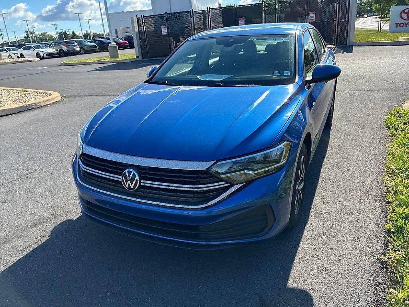 2022 Volkswagen Jetta S Auto