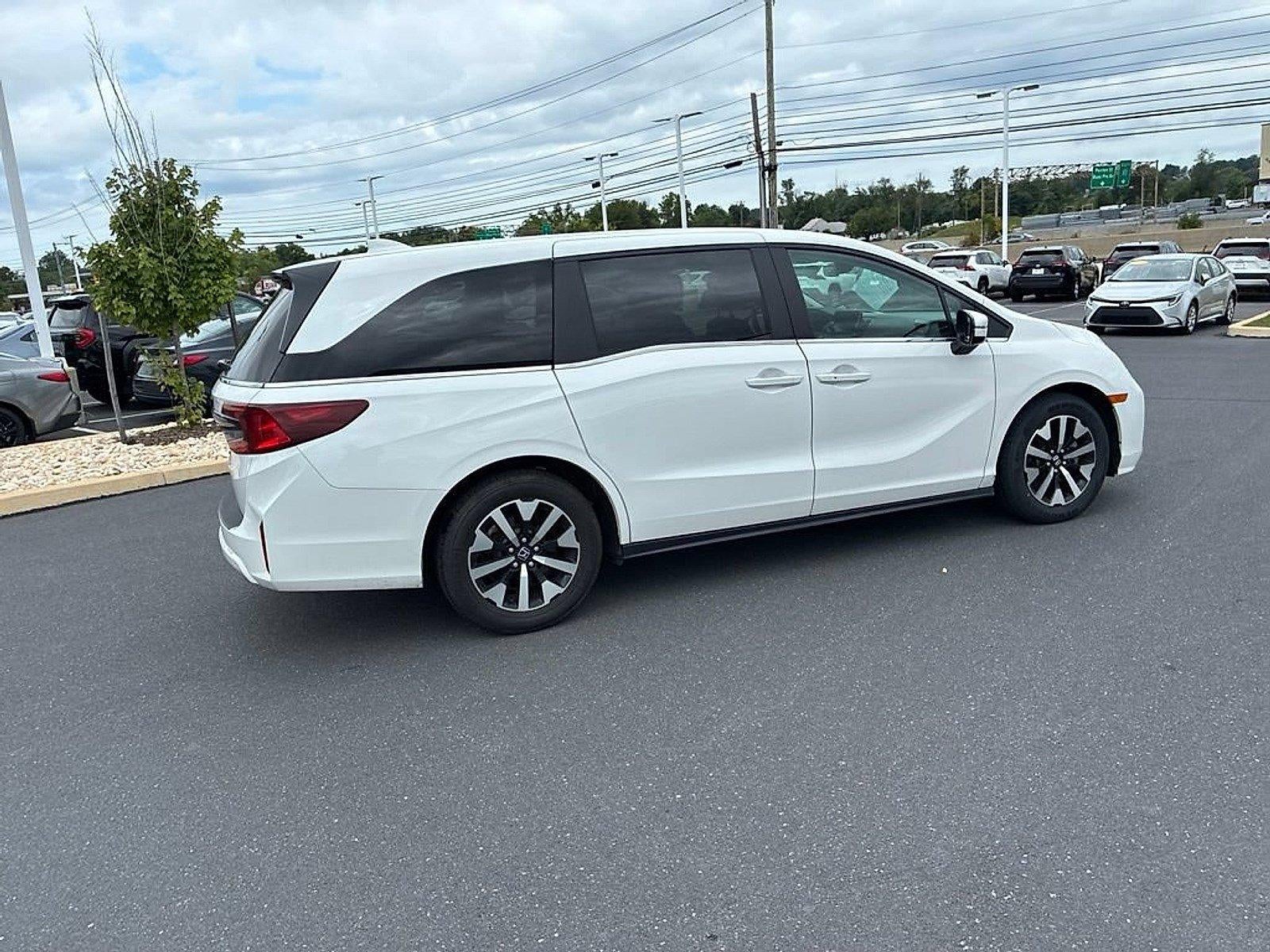 2025 Honda Odyssey EX-L Auto