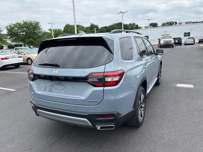 2025 Honda Pilot Touring AWD